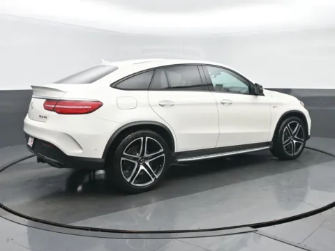 Another view of 2019 Mercedes-Benz GLE 43 AMG for sale in Highland Park, IL at Gravity Autos Chicago