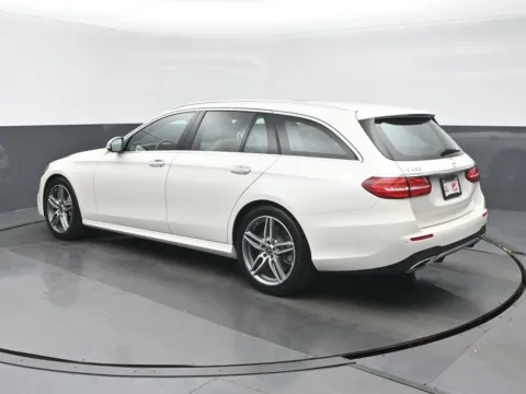 More photos of 2019 Mercedes-Benz E-Class E 450 at Gravity Autos Chicago, IL