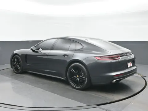 More photos of 2018 Porsche Panamera at Gravity Autos Chicago, IL