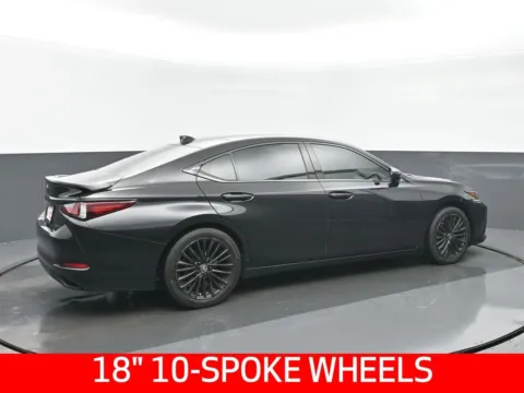 Another view of 2022 Lexus ES 350 for sale in Highland Park, IL at Gravity Autos Chicago