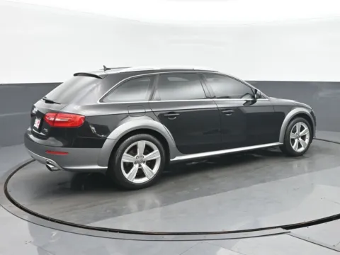 Another view of 2013 Audi allroad 2.0T Premium Plus for sale in Highland Park, IL at Gravity Autos Chicago