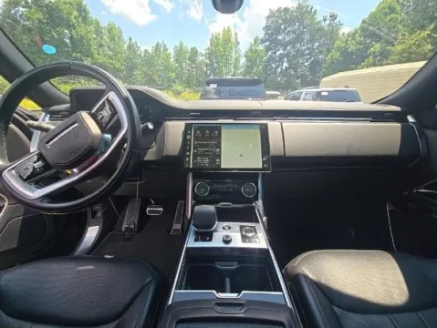 Another view of 2023 Land Rover Range Rover SE for sale in Highland Park, IL at Gravity Autos Chicago