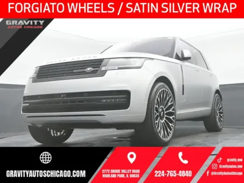 Black 2023 Land Rover Range Rover SE for sale in Highland Park, IL