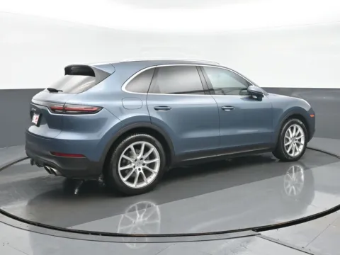Another view of 2019 Porsche Cayenne S for sale in Highland Park, IL at Gravity Autos Chicago