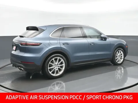 Another view of 2019 Porsche Cayenne S for sale in Highland Park, IL at Gravity Autos Chicago