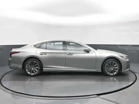 Photos of 2022 Lexus LS 500 Base for sale in Highland Park, IL at Gravity Autos Chicago