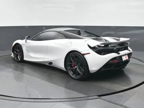 More photos of 2020 McLaren 720S Performance at Gravity Autos Chicago, IL
