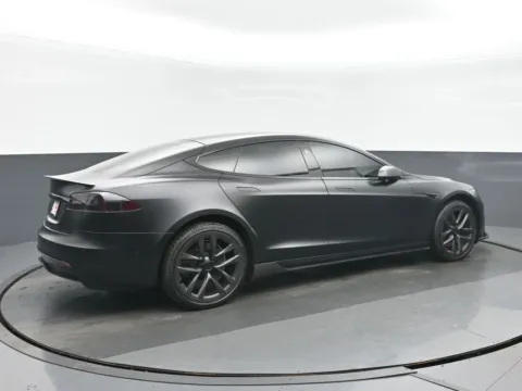 Another view of 2021 Tesla Model S Plaid for sale in Highland Park, IL at Gravity Autos Chicago