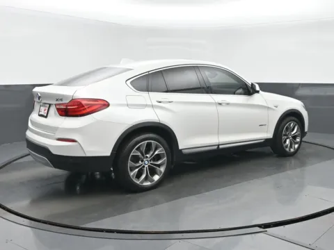 Another view of 2018 BMW X4 xDrive28i for sale in Highland Park, IL at Gravity Autos Chicago