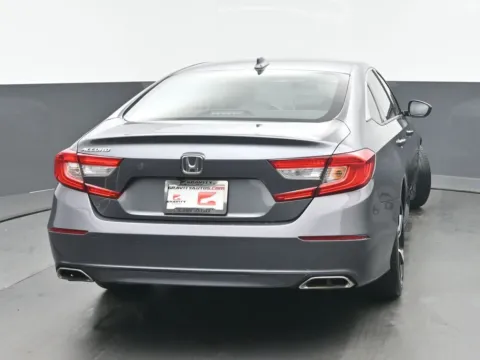 More photos of 2020 Honda Accord Sport at Gravity Autos Chicago, IL
