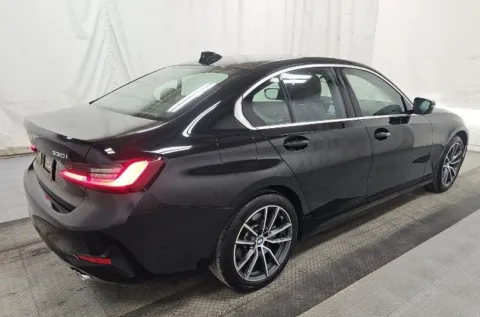Photos of 2022 BMW 3 Series 330i xDrive for sale in Highland Park, IL at Gravity Autos Chicago