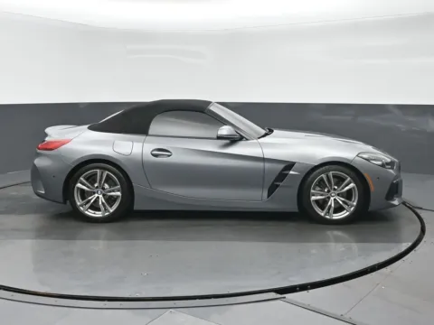 Photos of 2023 BMW Z4 sDrive30i for sale in Highland Park, IL at Gravity Autos Chicago