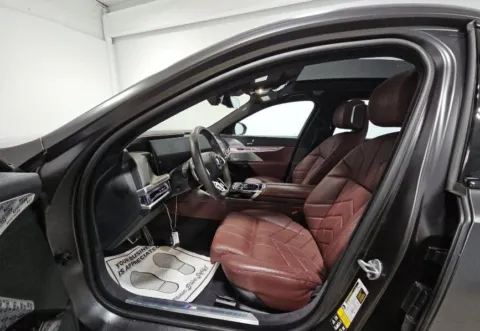 More photos of 2023 BMW 7 Series 760i xDrive at Gravity Autos Chicago, IL