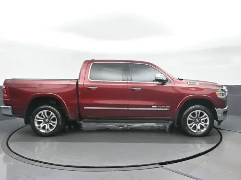 Photos of 2019 Ram 1500 Limited for sale in Highland Park, IL at Gravity Autos Chicago