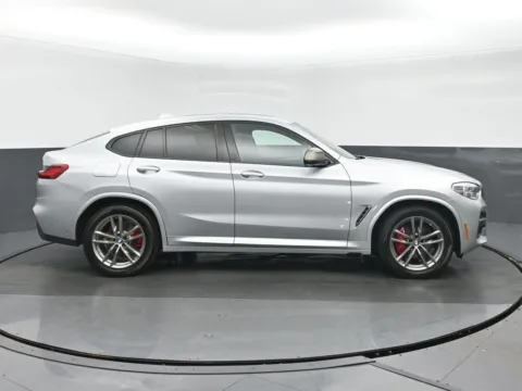 Photos of 2021 BMW X4 M40i for sale in Highland Park, IL at Gravity Autos Chicago