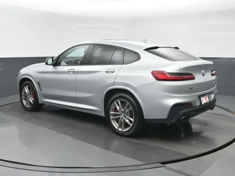 More photos of 2021 BMW X4 M40i at Gravity Autos Chicago, IL