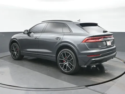 More photos of 2023 Audi Q8 55 Premium Plus at Gravity Autos Chicago, IL