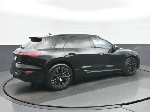 Another view of 2024 Audi Q8 e-tron Prestige for sale in Highland Park, IL at Gravity Autos Chicago