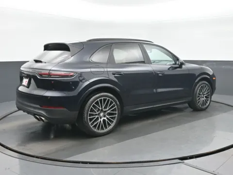 Another view of 2019 Porsche Cayenne S for sale in Highland Park, IL at Gravity Autos Chicago