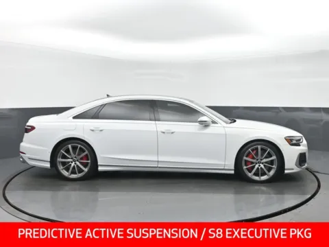 Photos of 2023 Audi S8 4.0T for sale in Highland Park, IL at Gravity Autos Chicago