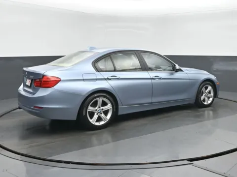 Another view of 2013 BMW 3 Series 328i xDrive for sale in Highland Park, IL at Gravity Autos Chicago