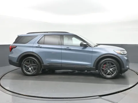 Photos of 2025 Ford Explorer ST for sale in Highland Park, IL at Gravity Autos Chicago