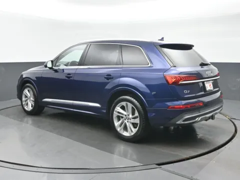 More photos of 2020 Audi Q7 55 Prestige at Gravity Autos Chicago, IL