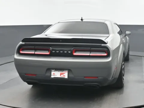 More photos of 2019 Dodge Challenger SRT Hellcat at Gravity Autos Chicago, IL