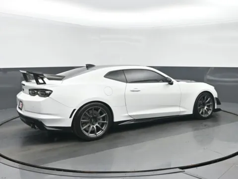 Another view of 2019 Chevrolet Camaro ZL1 for sale in Highland Park, IL at Gravity Autos Chicago
