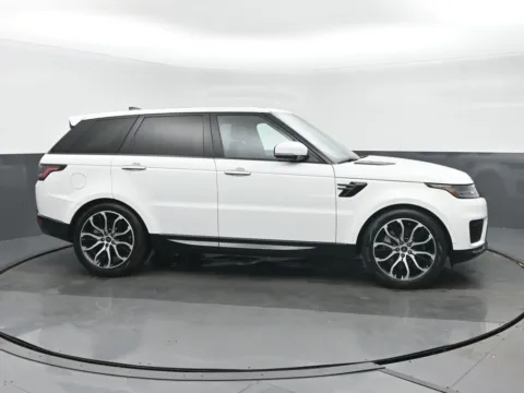 Photos of 2022 Land Rover Range Rover Sport HSE Silver Edition for sale in Highland Park, IL at Gravity Autos Chicago