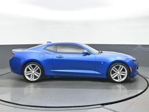 Photos of 2016 Chevrolet Camaro 1LT for sale in Highland Park, IL at Gravity Autos Chicago