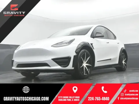 White 2023 Tesla Model Y Long Range for sale in Highland Park, IL