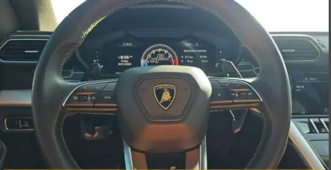 Another view of 2019 Lamborghini Urus for sale in Highland Park, IL at Gravity Autos Chicago