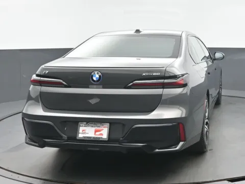More photos of 2023 BMW i7 xDrive60 at Gravity Autos Chicago, IL