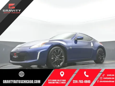 Blue 2017 Nissan 370Z for sale in Highland Park, IL