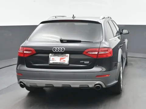 More photos of 2013 Audi allroad 2.0T Premium Plus at Gravity Autos Chicago, IL