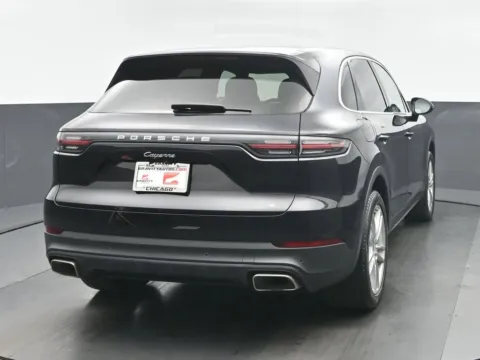 More photos of 2019 Porsche Cayenne at Gravity Autos Chicago, IL