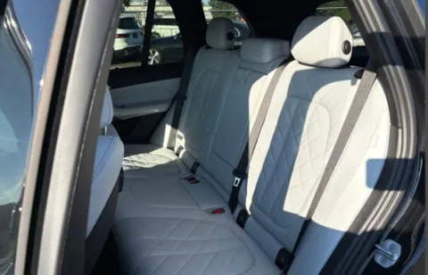 More photos of 2023 BMW X5 xDrive40i at Gravity Autos Chicago, IL
