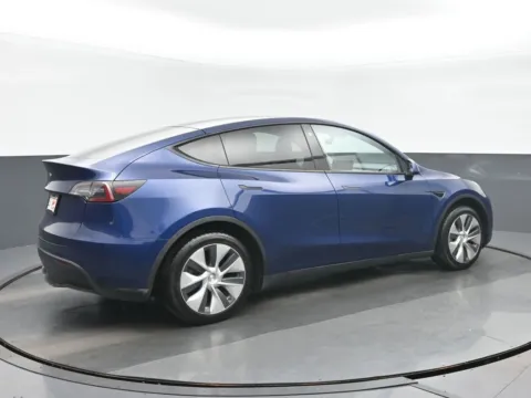 Another view of 2020 Tesla Model Y Long Range for sale in Highland Park, IL at Gravity Autos Chicago