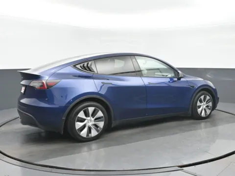 Another view of 2020 Tesla Model Y Long Range for sale in Highland Park, IL at Gravity Autos Chicago