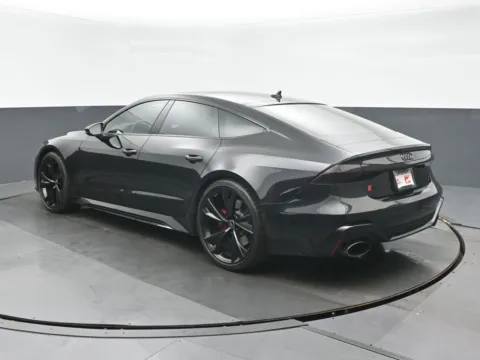 More photos of 2023 Audi RS 7 4.0T at Gravity Autos Chicago, IL