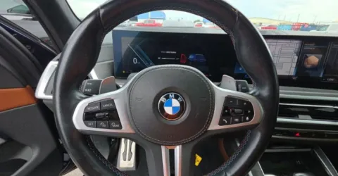Another view of 2023 BMW X7 M60i for sale in Highland Park, IL at Gravity Autos Chicago