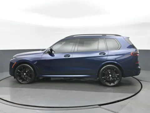 Photos of 2023 BMW X7 M60i for sale in Highland Park, IL at Gravity Autos Chicago