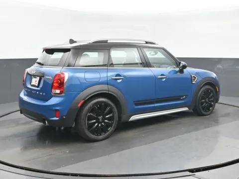 Another view of 2018 MINI Cooper S Countryman for sale in Highland Park, IL at Gravity Autos Chicago