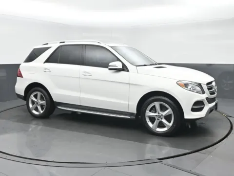 Photos of 2017 Mercedes-Benz GLE 350 for sale in Highland Park, IL at Gravity Autos Chicago