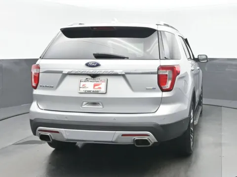 More photos of 2017 Ford Explorer Platinum at Gravity Autos Chicago, IL