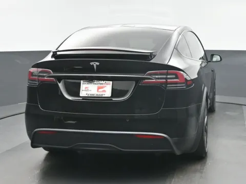 More photos of 2022 Tesla Model X at Gravity Autos Chicago, IL