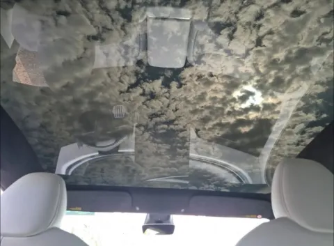 More photos of 2023 Tesla Model S Plaid at Gravity Autos Chicago, IL