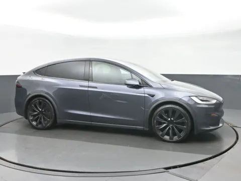 Photos of 2022 Tesla Model X Plaid for sale in Highland Park, IL at Gravity Autos Chicago