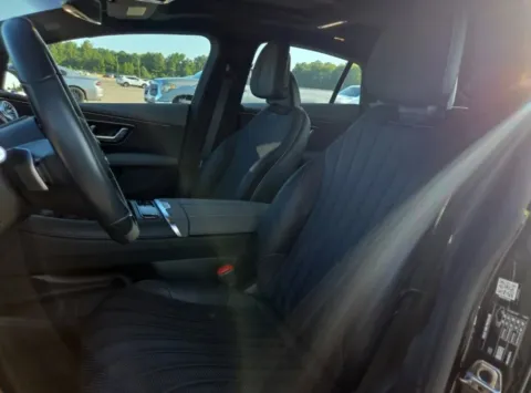 More photos of 2022 Mercedes-Benz EQS 580 at Gravity Autos Chicago, IL